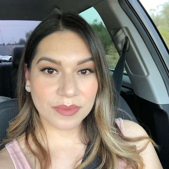 Meet your Posher, Lupita - Picture 1 of 1